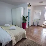 Guest House Vagabundo Imb